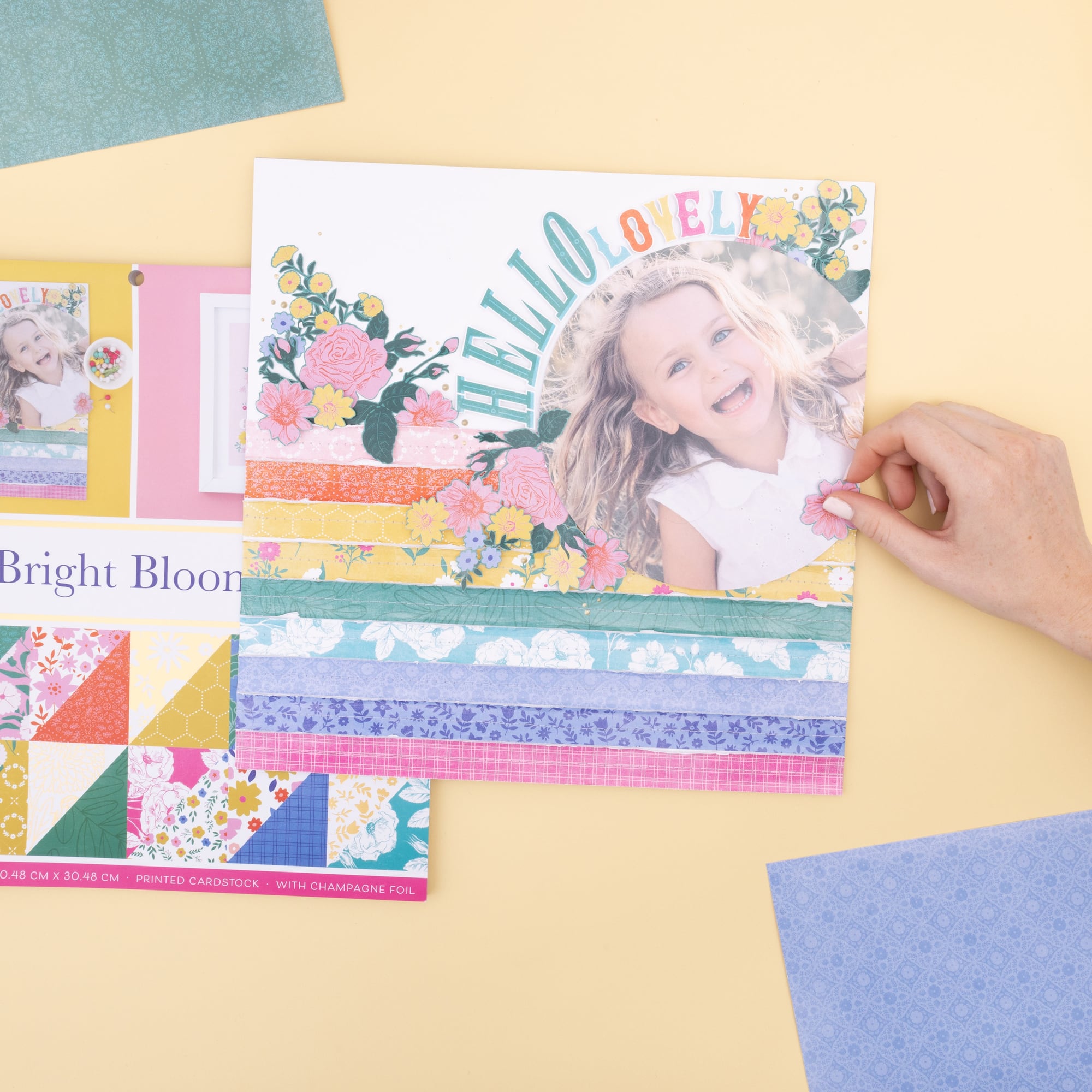 DCWV® 12" x 12" Premium Paper Bright Blooms, 36 Sheets